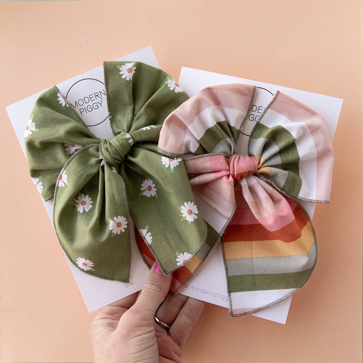 Lucky | Party Bow