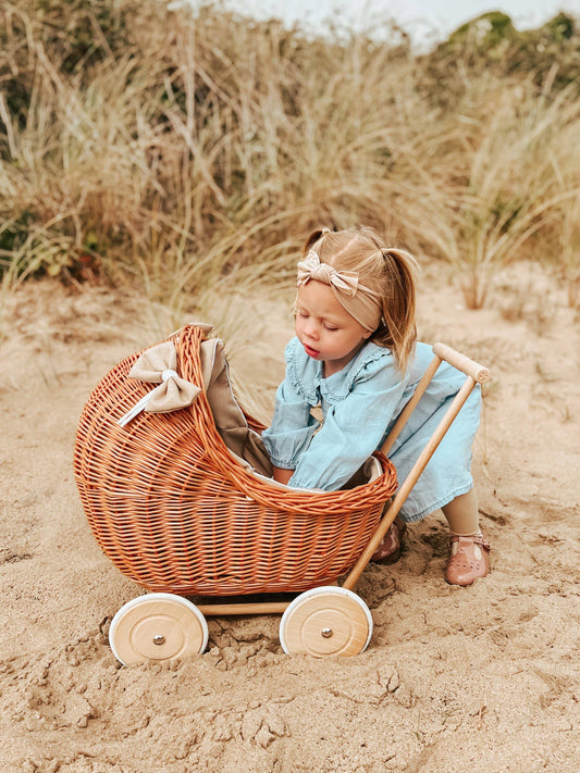 Handmade Natural Wicker Baby Carriage, Wicker