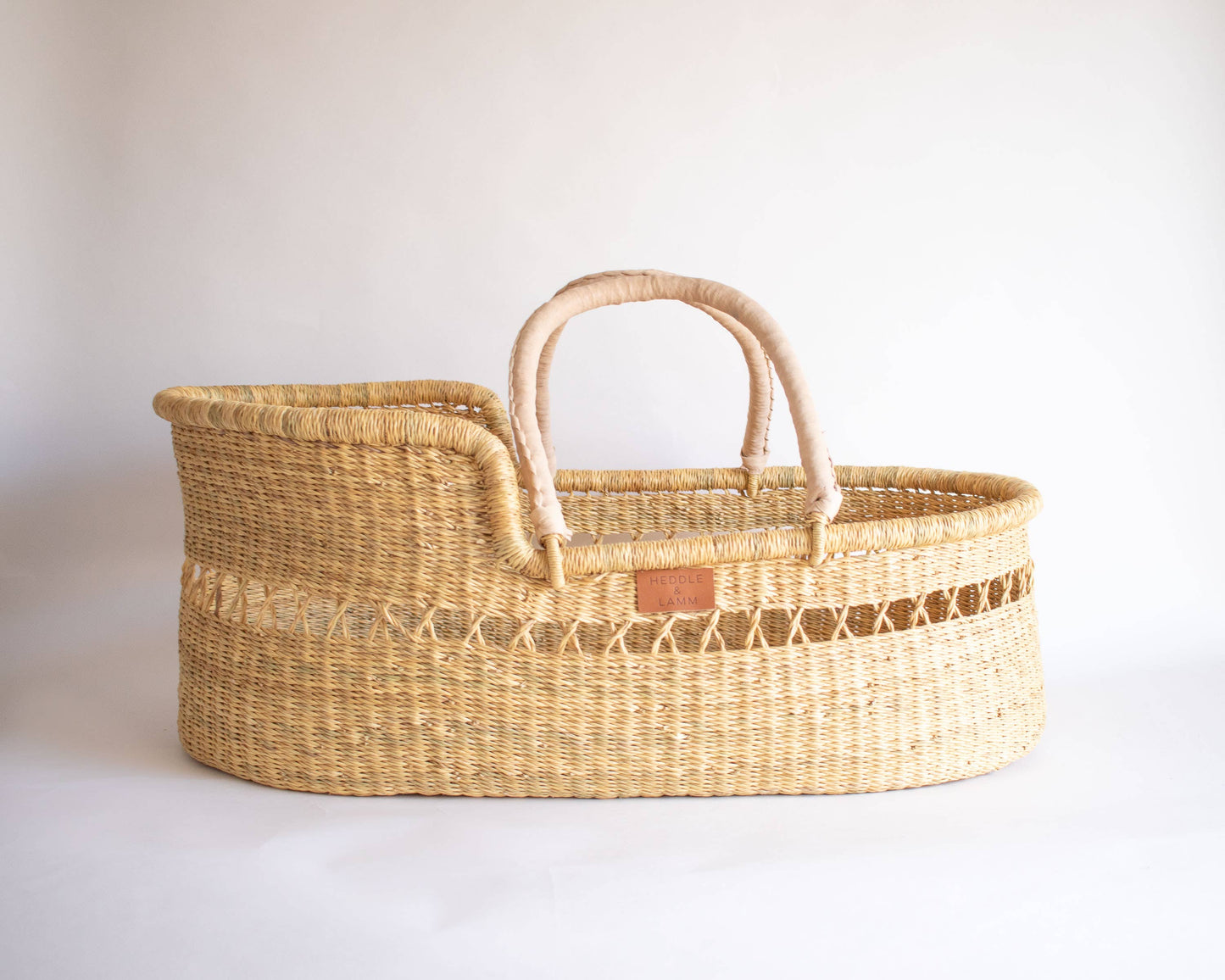 Flore Open Weave Moses Basket - Natural Handle