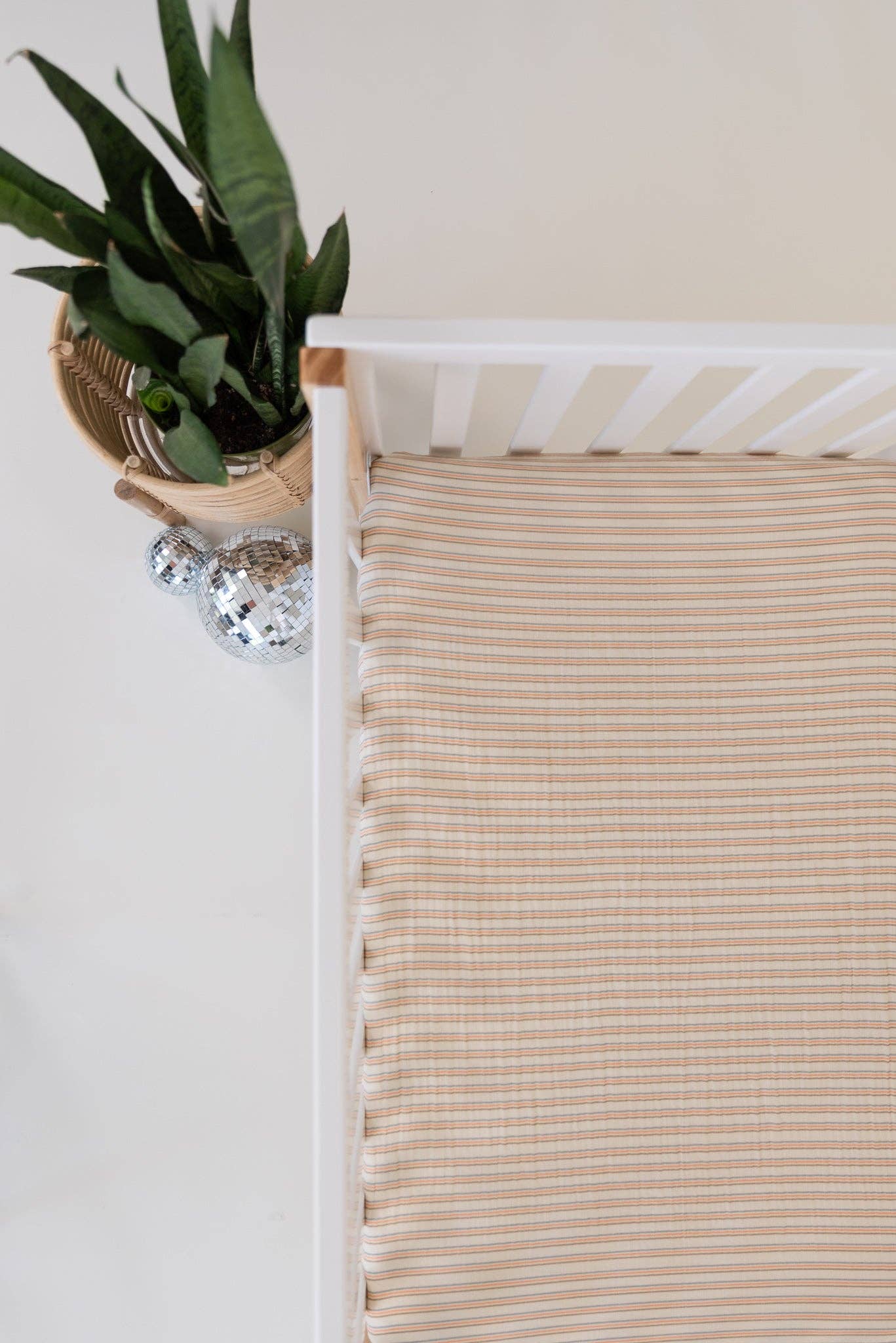 Retro Stripe | Crib Sheet